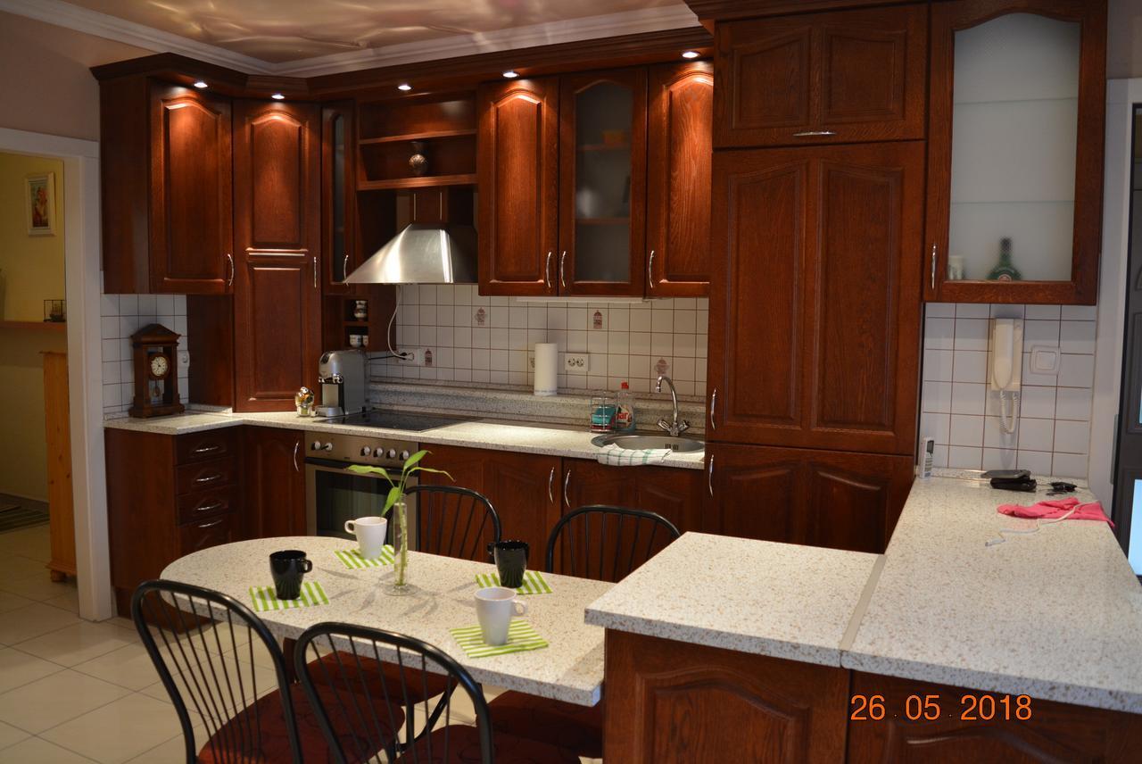 Berettyo Central Apartment Berettyóújfalu エクステリア 写真